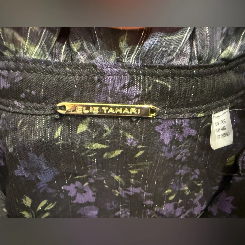 Elie Tahari‎ Whimsical Black and Purple Floral Blouse- Size XS